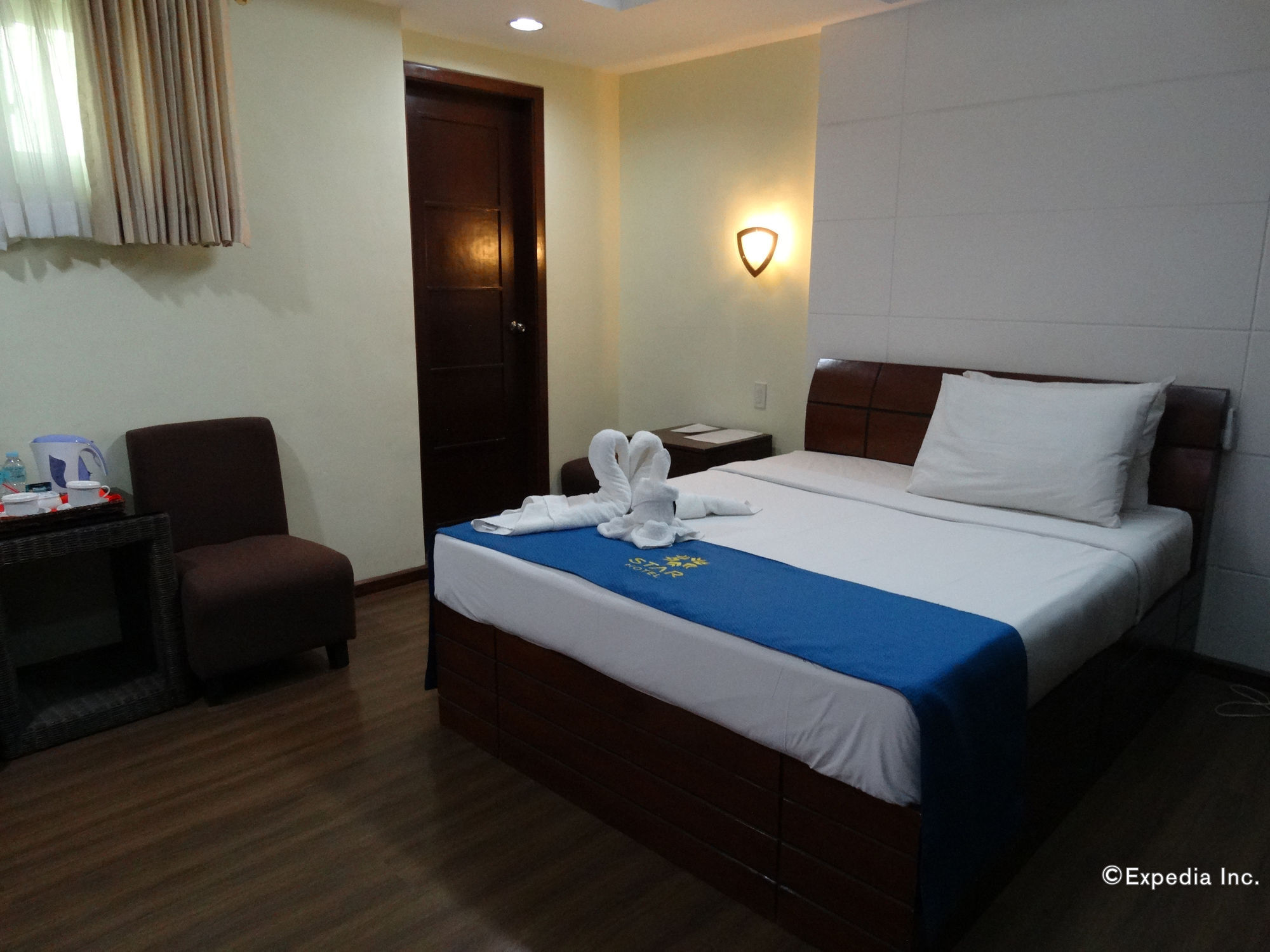 Star Hotel Davao Экстерьер фото