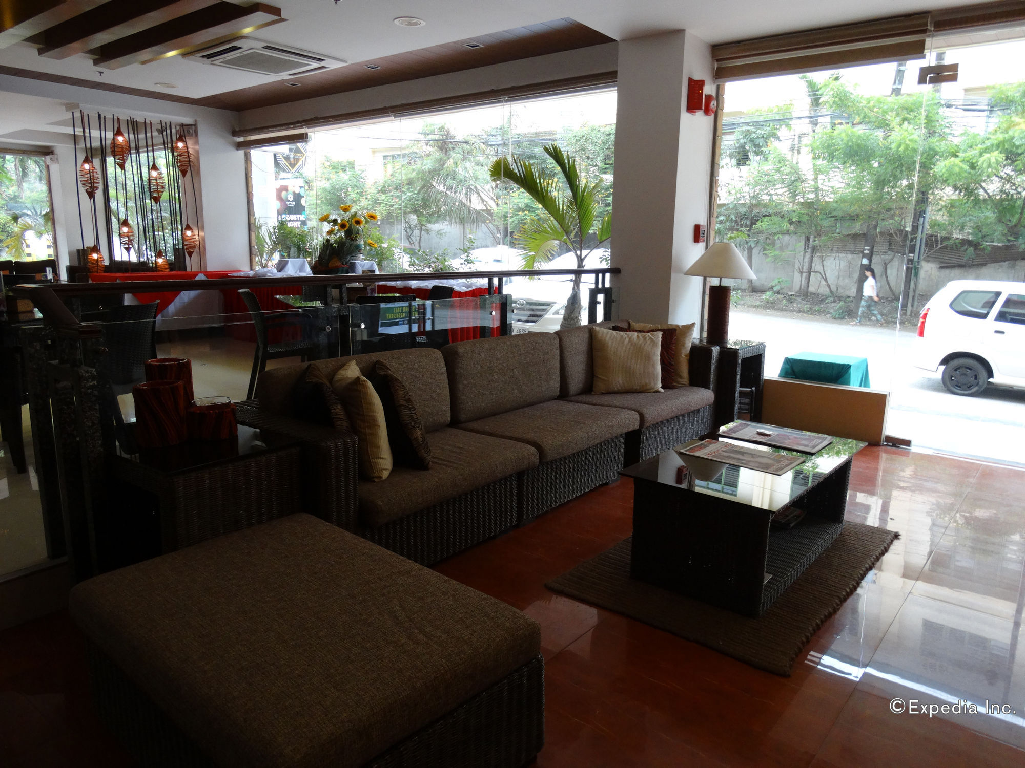 Star Hotel Davao Экстерьер фото