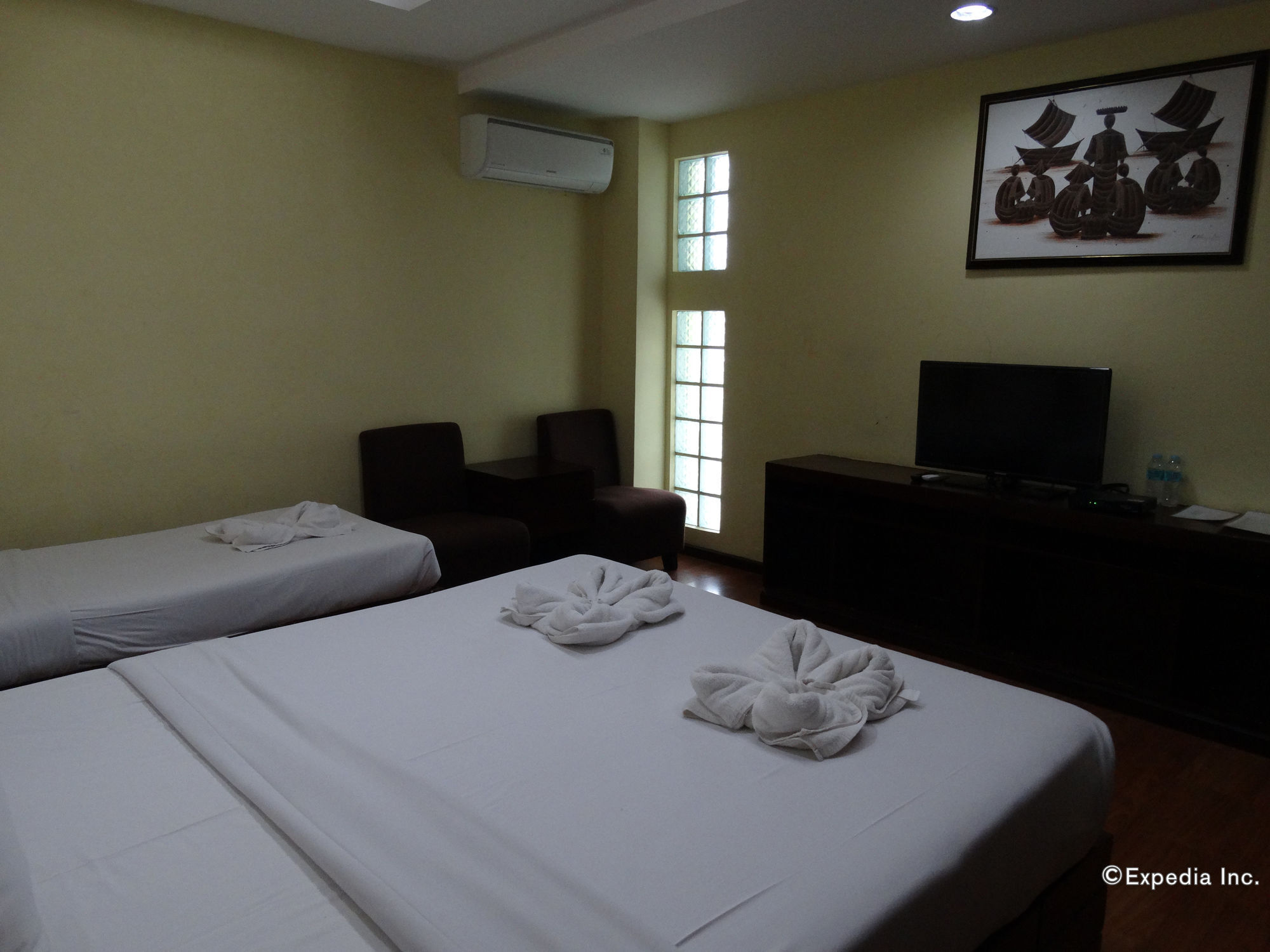 Star Hotel Davao Экстерьер фото