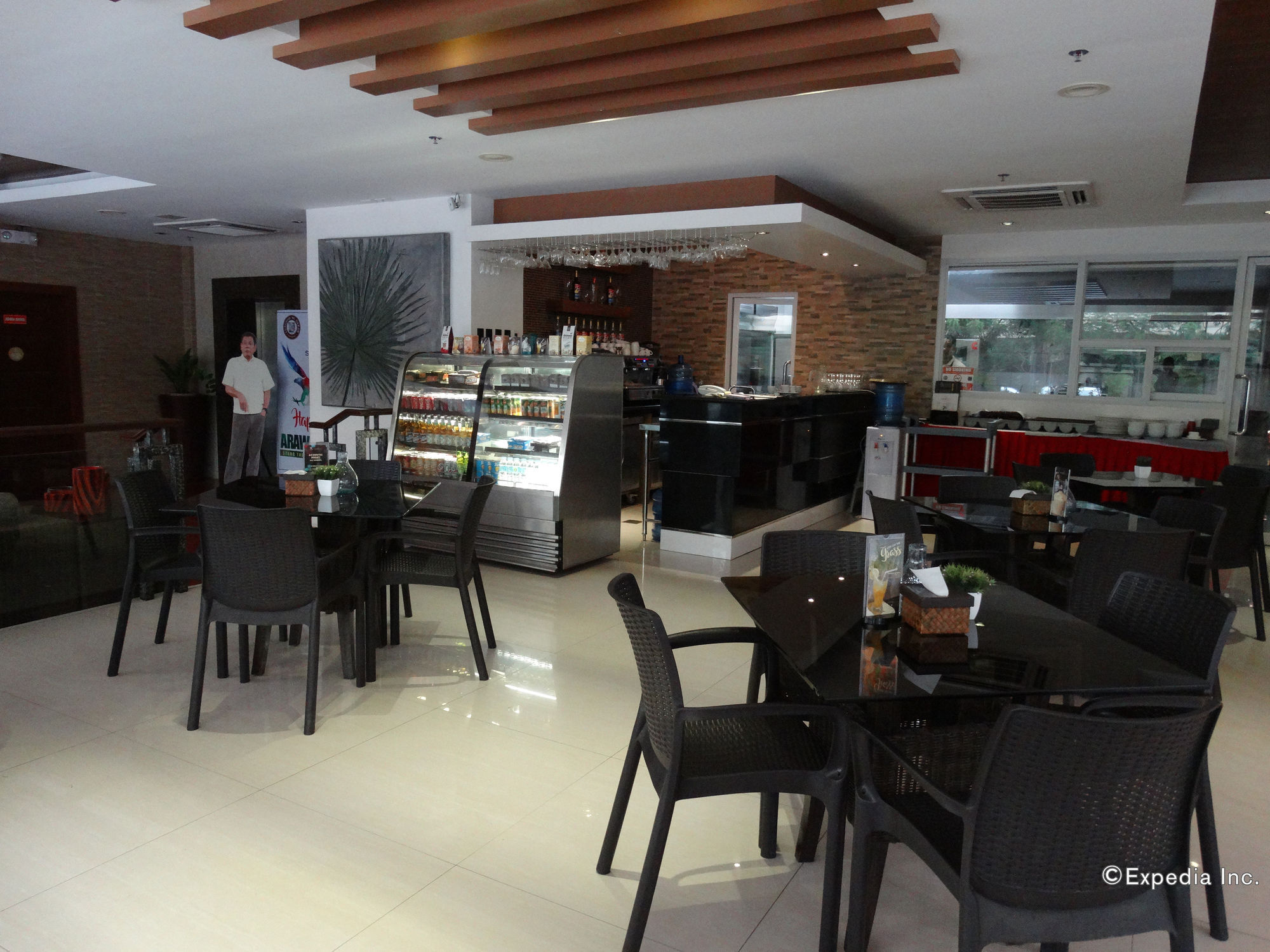 Star Hotel Davao Экстерьер фото
